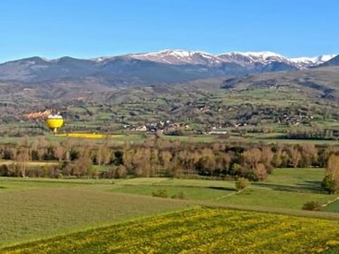 Vol en Montgolfière au-dessus de la vallée de la Cerdagne (66)
