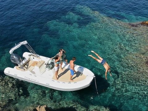 Location de bateau semi-rigide au départ de Nice (06)