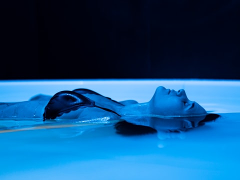 Flottaison en isolation sensorielle aux Chartrons à Bordeaux