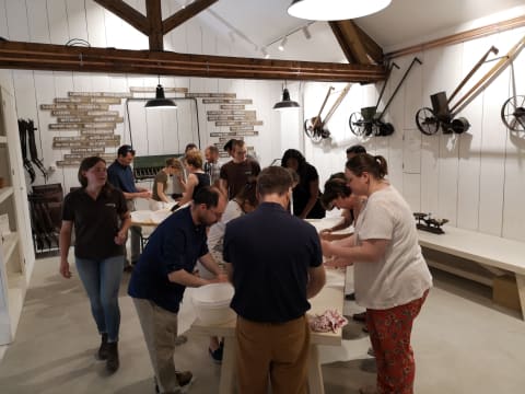 Atelier fabrication de Pain Adulte Ferme Ouverte de St-Denis