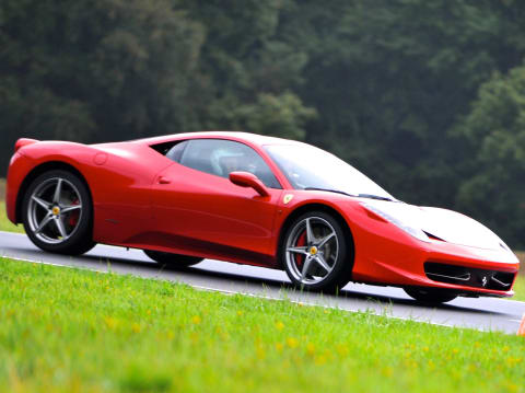 Stage de Pilotage Ferrari 458 au Circuit du Luc (83)