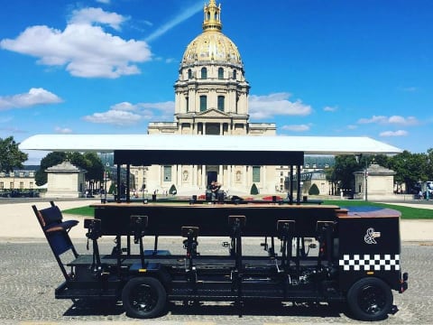 Visite de Paris en vélo bus insolite spécial EVG/EVJF