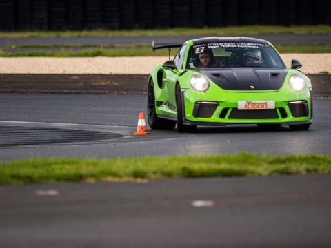 Stage de pilotage Porsche 991 GT3 RS - Circuit du Mans (72)