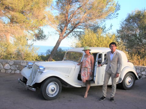 Balade touristique en Traction Avant à  Grasse (06)