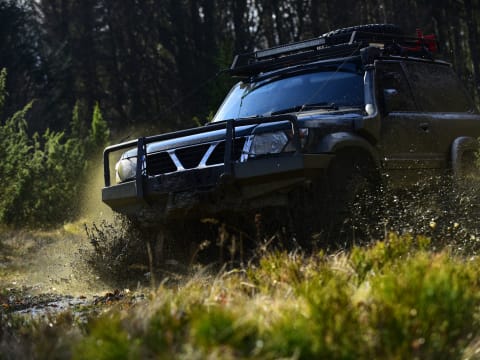 Initiation à  la conduite d'un 4x4 en off road près de Paris