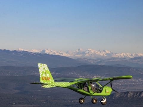 Initiation au pilotage en ULM à  Aix-en-Provence (13)