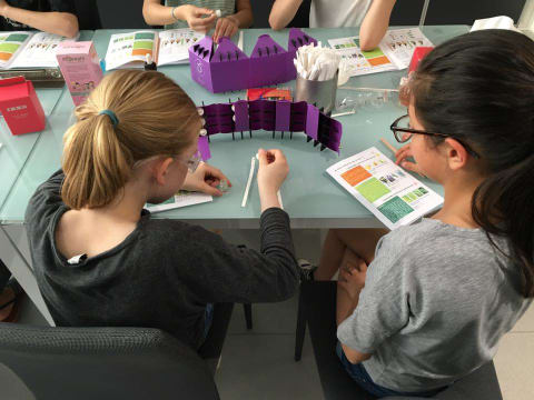 Atelier Parfumerie Parent/Enfant "Duo de nez" à  Paris 7ème