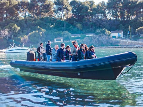Balade en bateau au départ de Nice (06)