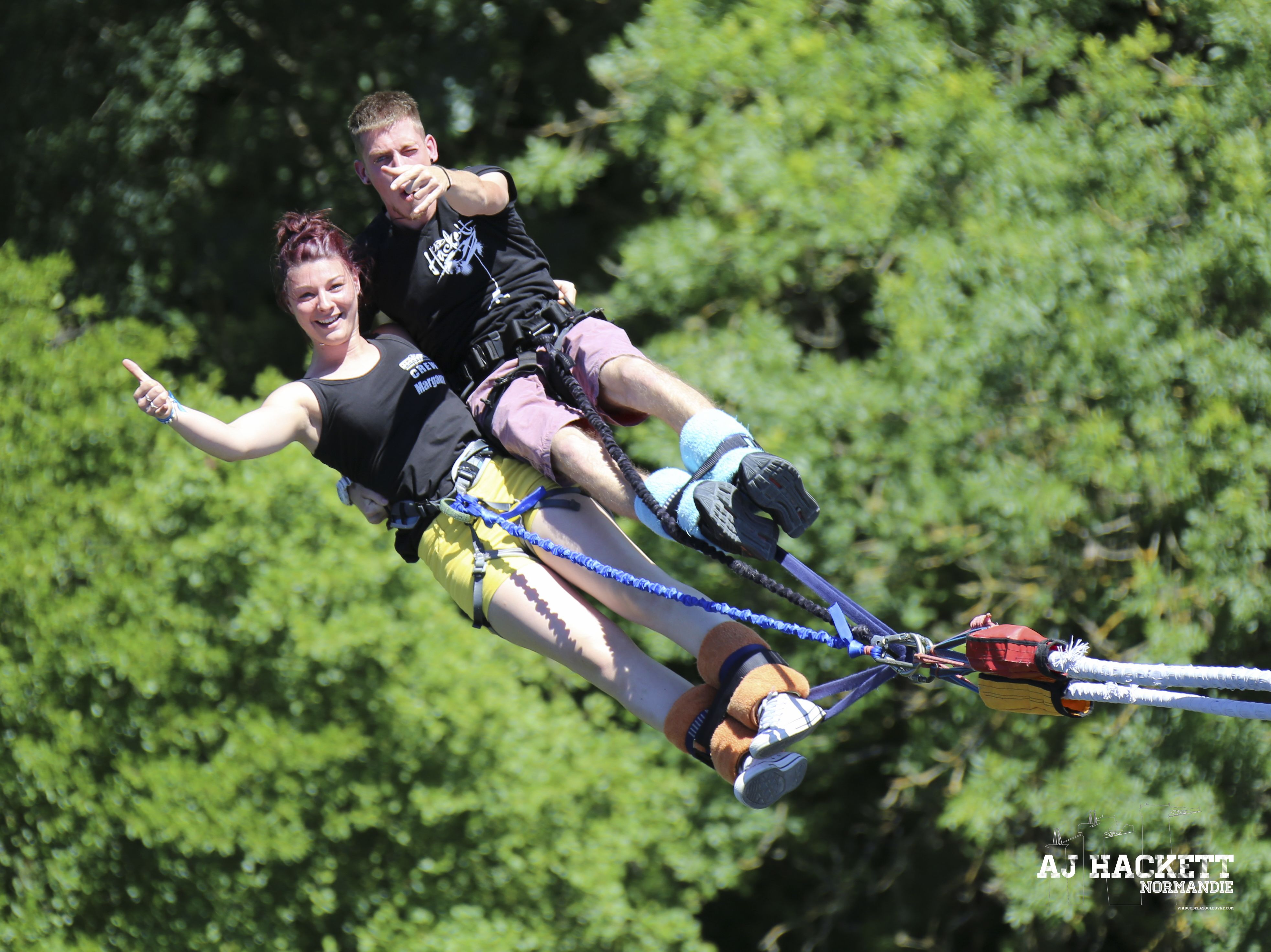 4 Images 1 Mot Saut à L élastique