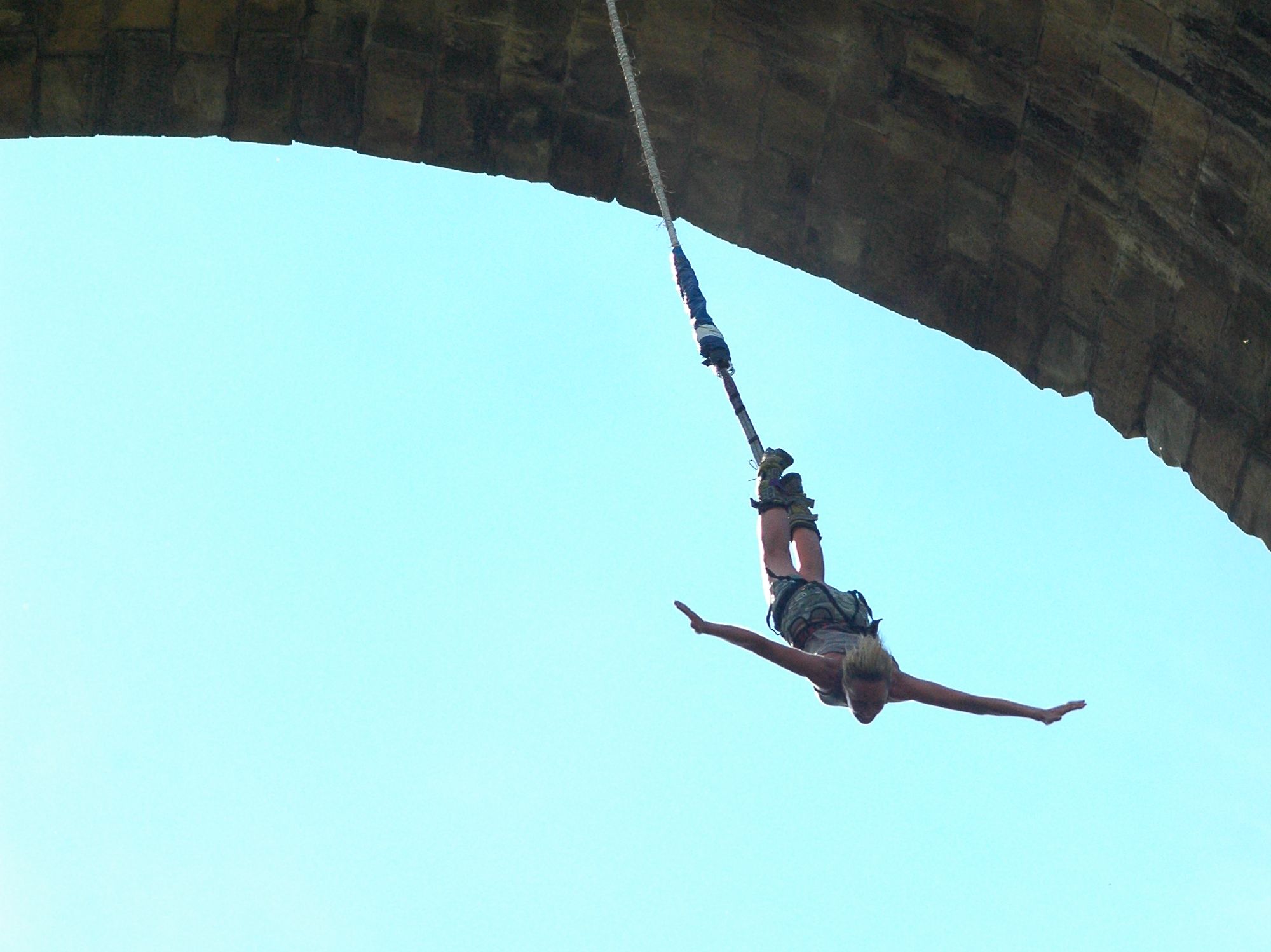 4 Images 1 Mot Saut à L élastique