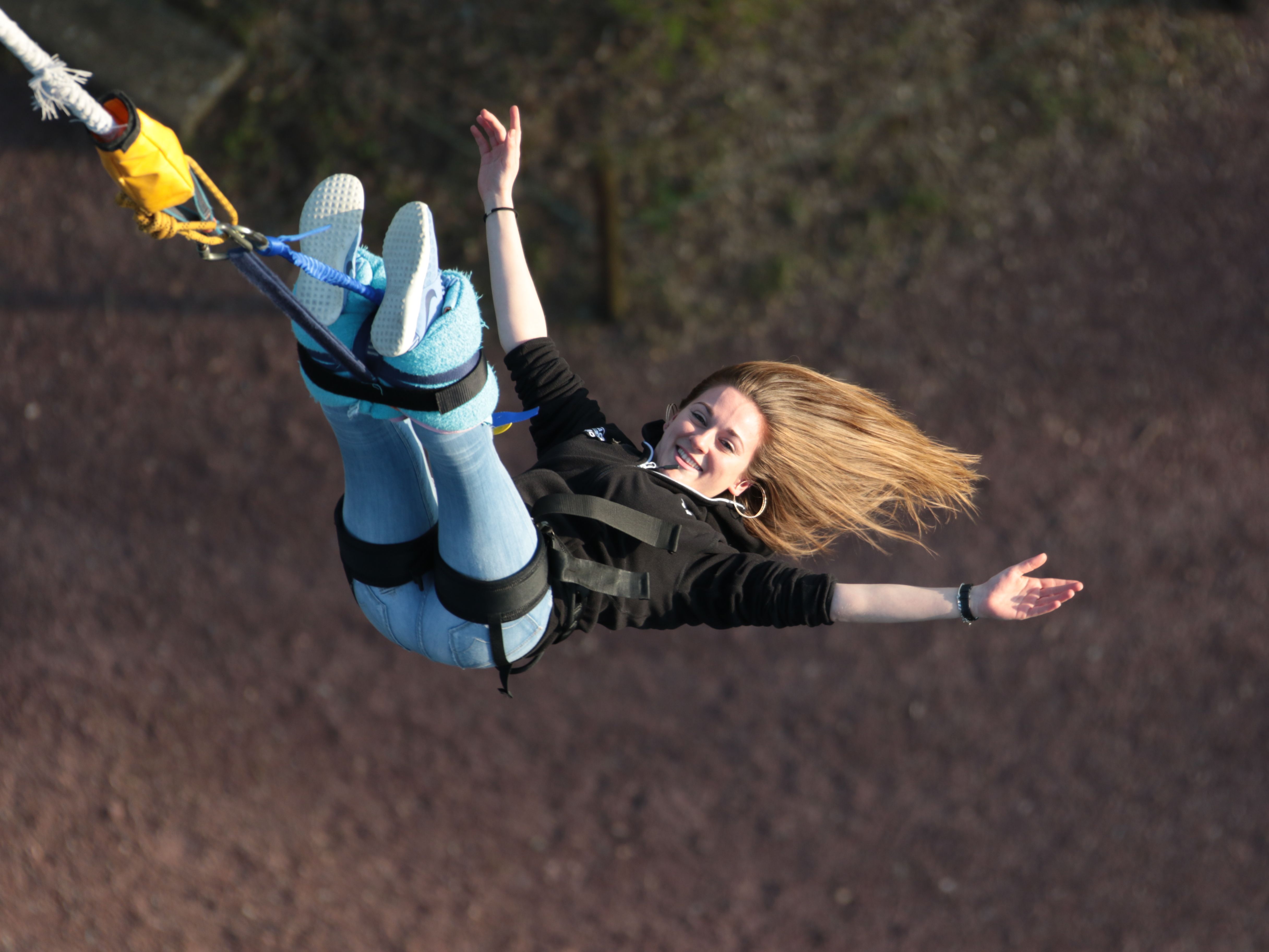 4 Images 1 Mot Saut à L élastique
