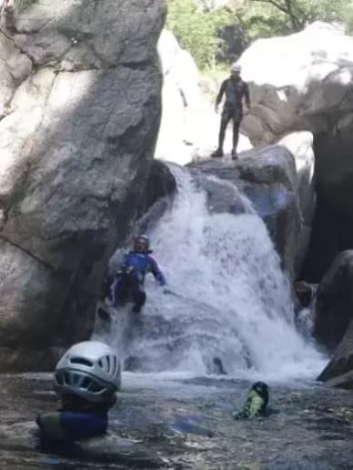 nage canyoning