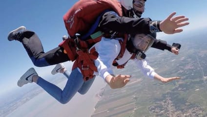 Quel âge pour un saut en parachute ?