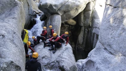 Quelle est la différence entre le canyoning et la randonnée aquatique ?