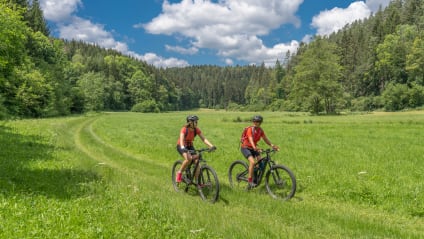 Top 5 des randos à vélo électrique pour visiter sans forcer