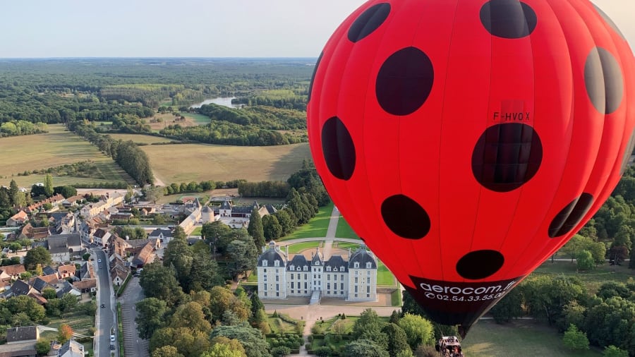 Quels sont les châteaux de la Loire à absolument voir en montgolfière ?