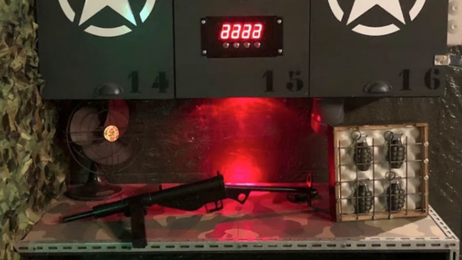 Escape Game "Base C-18"