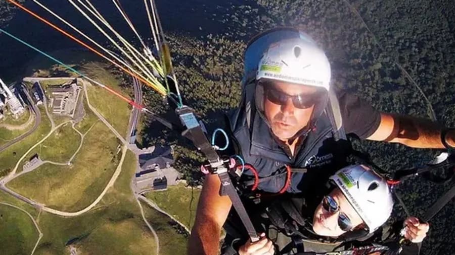 Vol en parapente à Clermont-Ferrand
