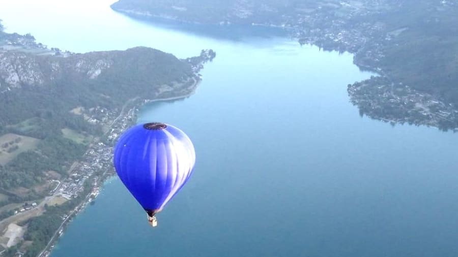 Envolez-vous en couple au-dessus du lac d’Annecy