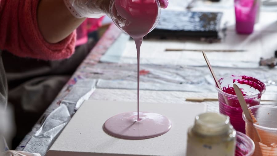 Atelier peinture fluide "Pouring" à Méry-sur-Oise (95)