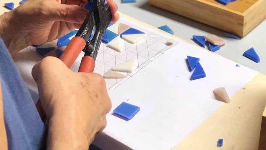 Un atelier de mosaïque pour les créatifs avec Charlotte