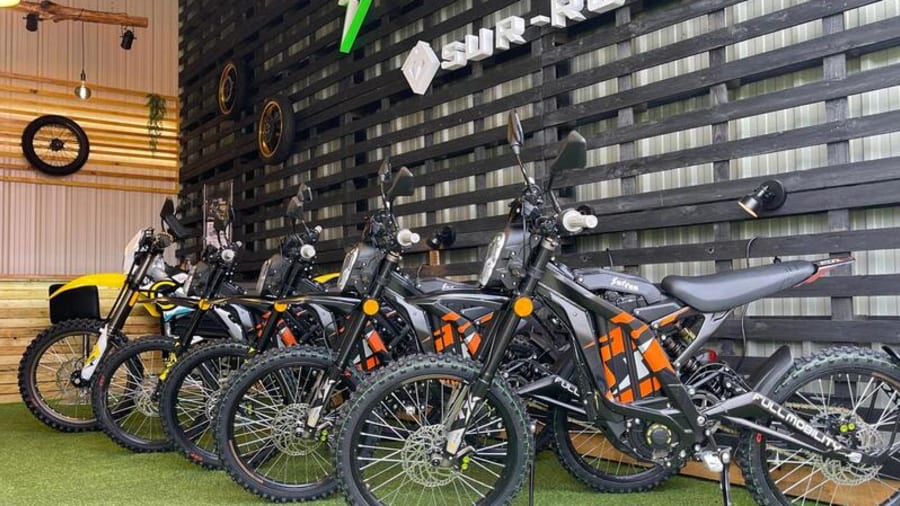 Une balade en moto électrique à Orléans