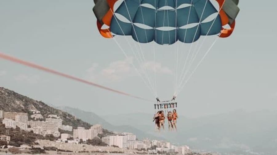 Parachute ascensionnel à Ajaccio