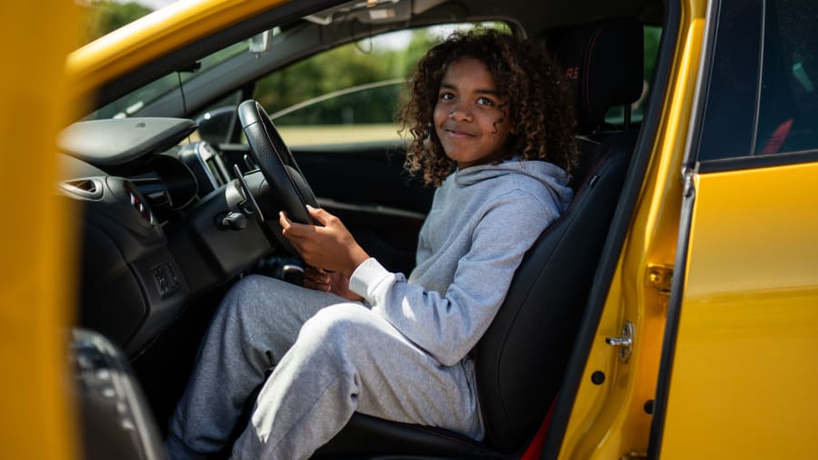 Stage de Pilotage enfant en Clio 4 RS à Belloy-en-France (95)