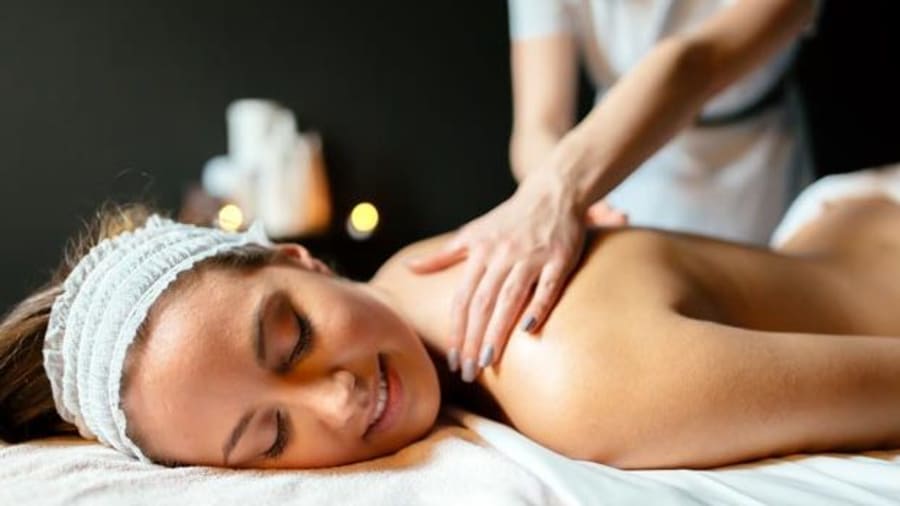 Massage californien à Paris 2ème