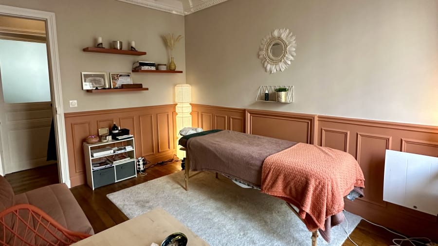 Un massage indien Abhyanga avec Agnès
