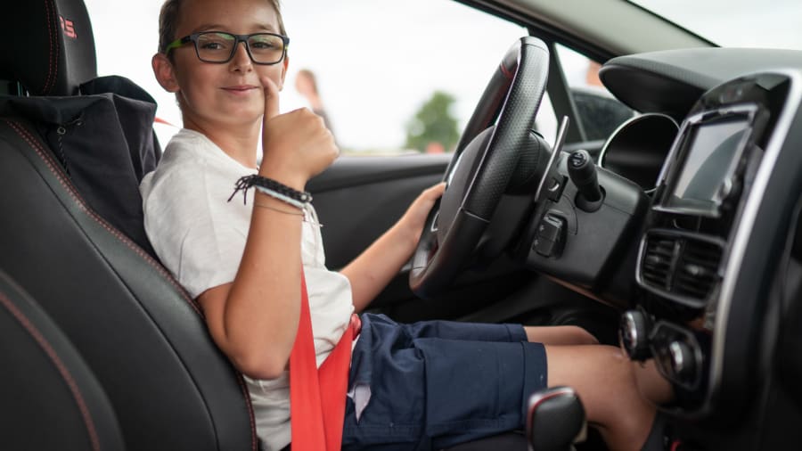 Stage de Pilotage enfant en Nissan GTR à Ventabren