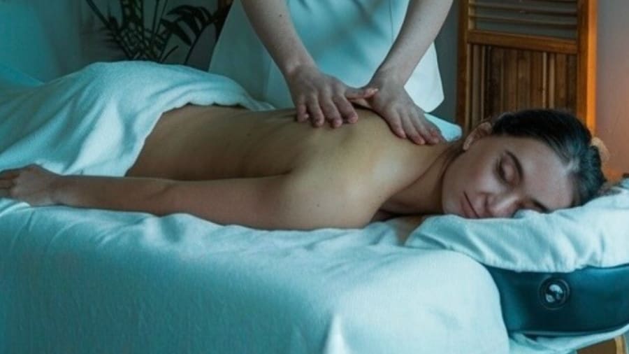 Massage du corps à Paris 8ème