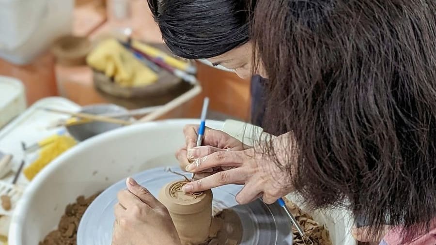 Atelier céramique parent / enfant à Vincennes