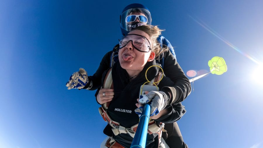 Un saut au parachute