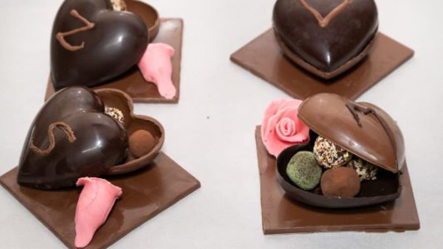 Atelier fabrication de pièces chocolatées à Nice