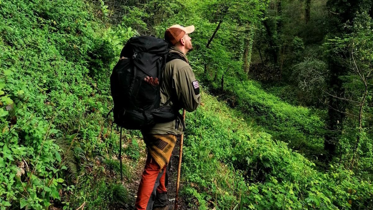 homme dans la foret