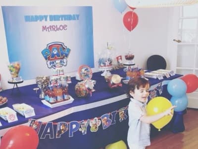 buffet d'anniversaire décoré en pat patrouille