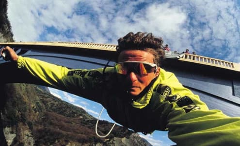 qui-a-invente-le-saut-elastique
