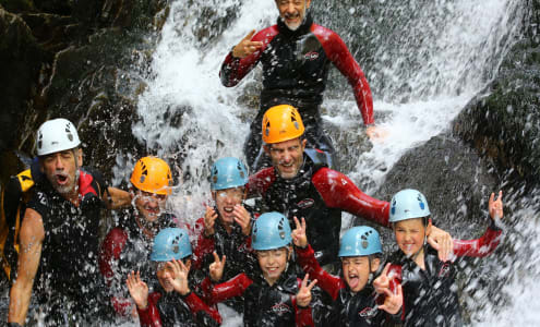 groupe de canyoning enfants et adultes