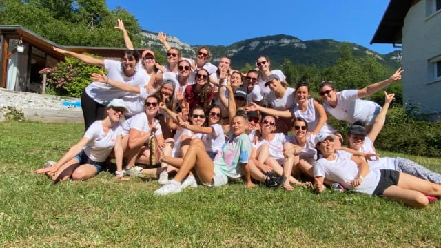 groupe de femmes à un evjf