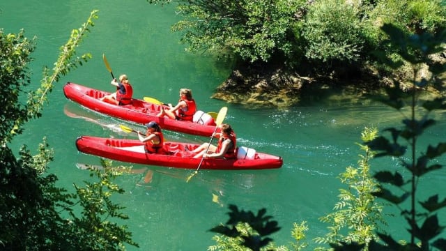 Restrictions canoe kayak
