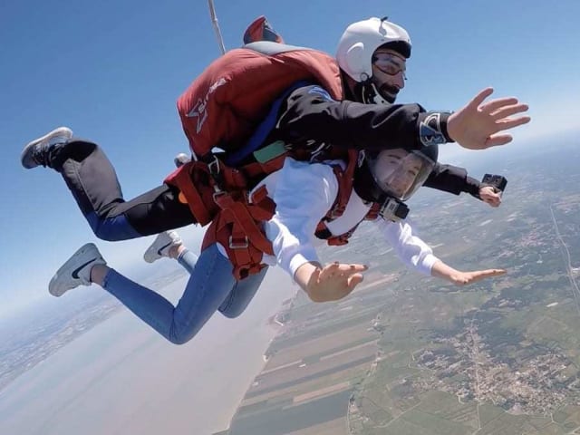 Age pour faire un saut en parachute