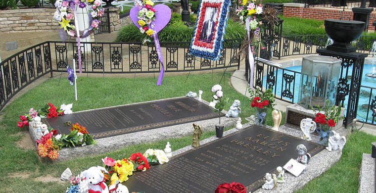 Elvis Presley Grave Site