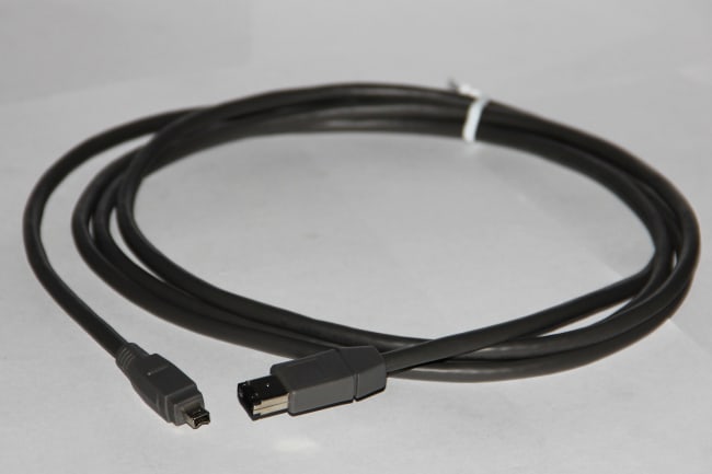 IEEE 1394 Kabel (2m) AIE896
