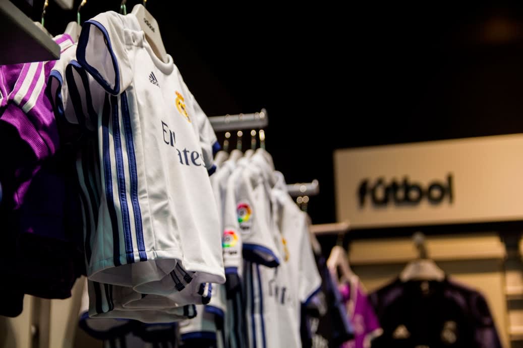 Tienda Adidas - Parquesur | Teléfono, Horarios y Cómo llegar