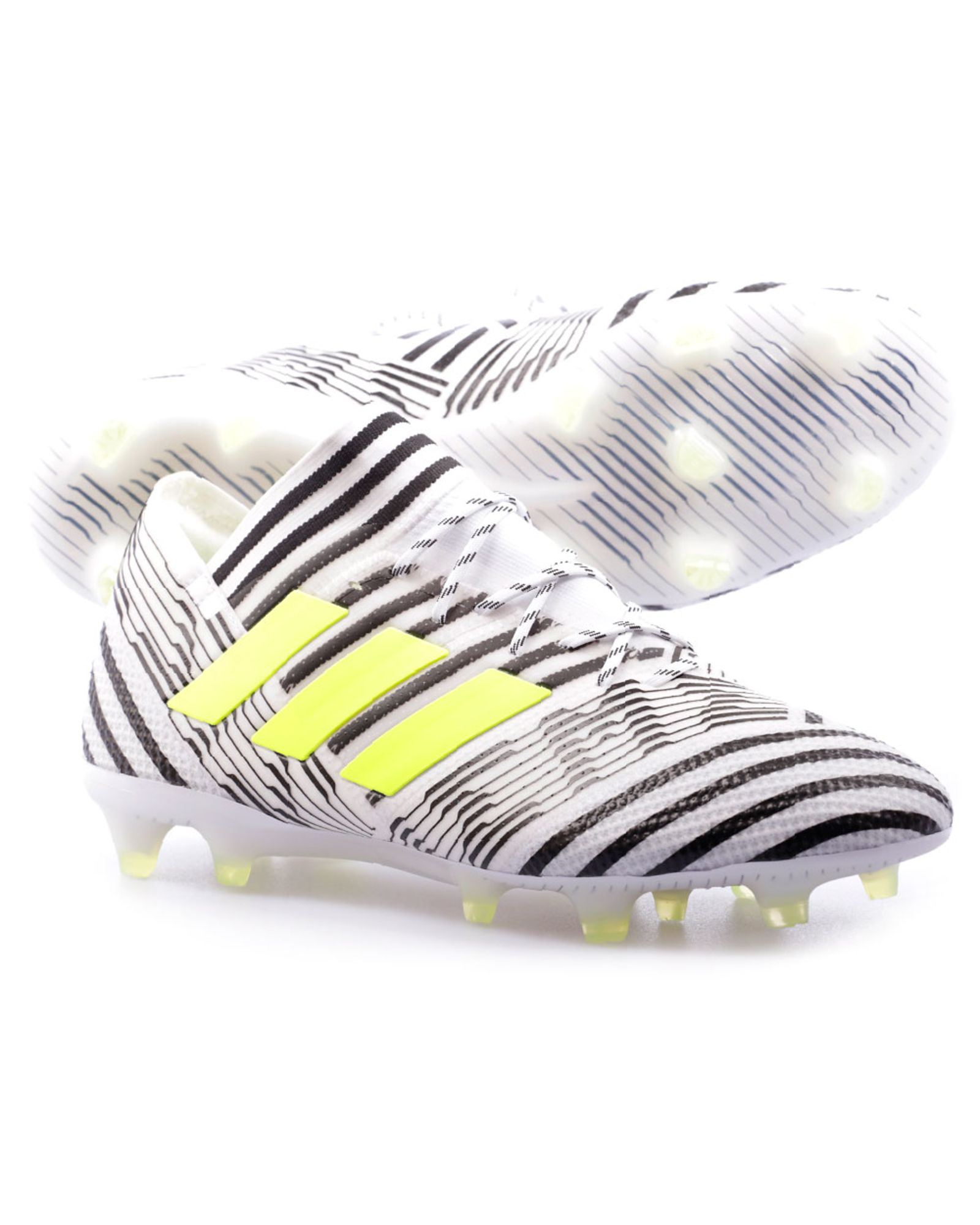 laberinto Adición difícil Botas de Fútbol Nemeziz 17.1 FG Blanco Negro