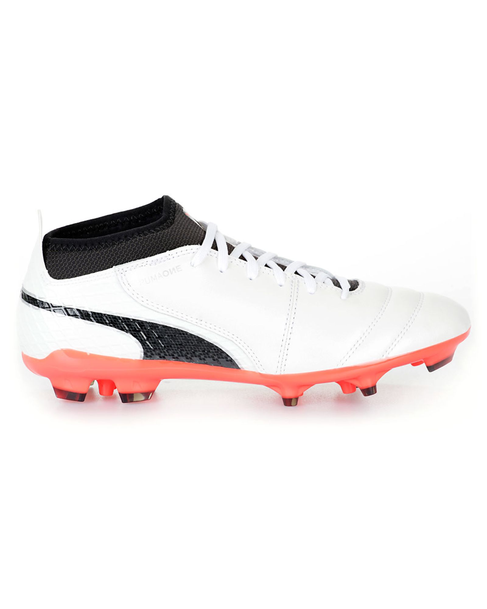 Botas de Fútbol One 17.2 AG Blanco Coral - Fútbol Factory