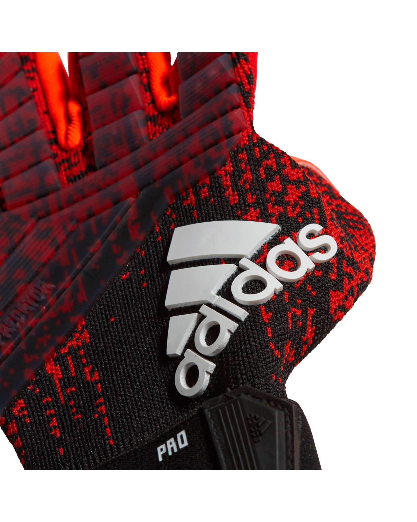 Guantes Predator PRO Rojo Negro - Fútbol Factory