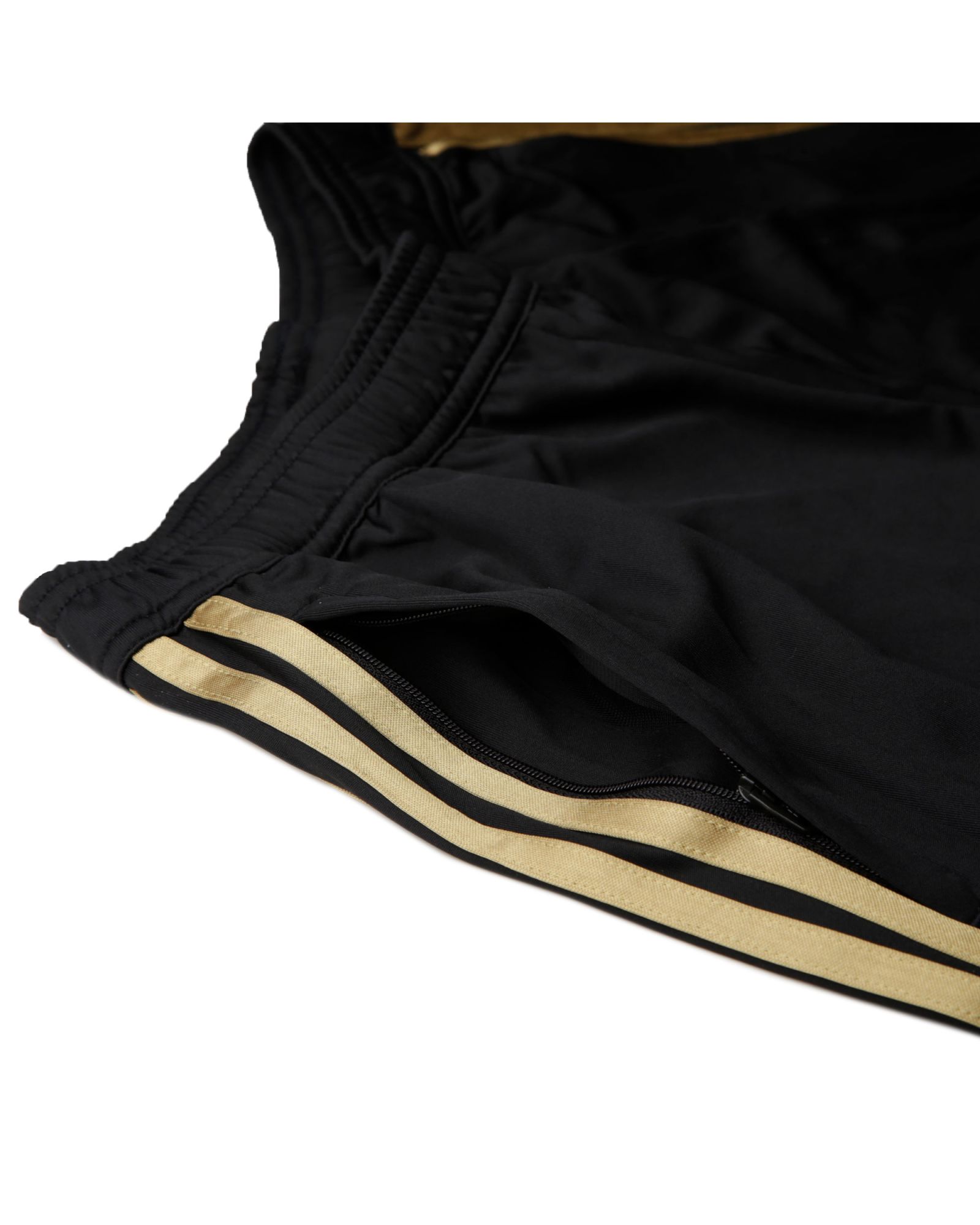 Pantalón Corto de Training Real Madrid 2019/2020 Negro Dorado - Fútbol Factory