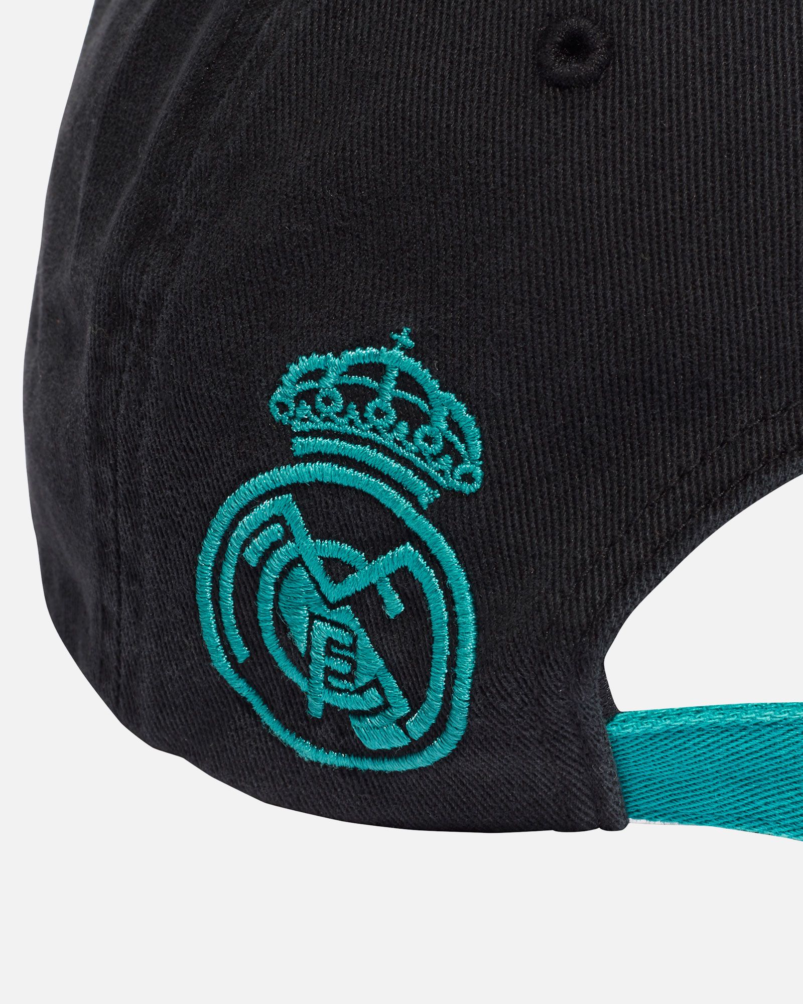 Gorra Real Madrid talla adullto ajustable negra escudo amarillo